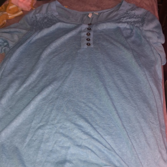 Brand new without tags never tried on runched top C - Picture 3 of 7